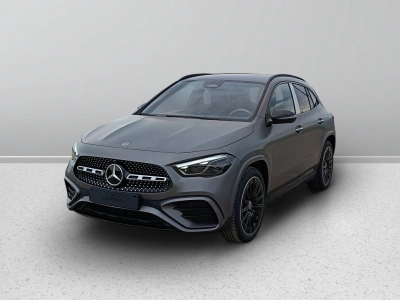 1 - Mercedes-Benz GLA Cascioli Group