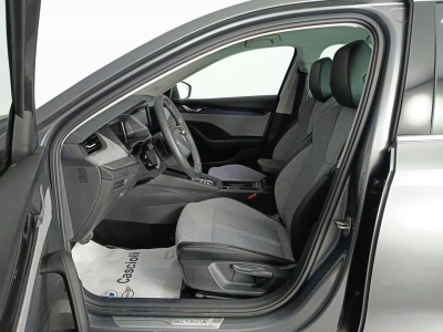 8 - Skoda Octavia Cascioli Group