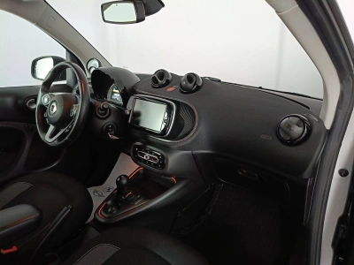 9 - smart fortwo Cascioli Group