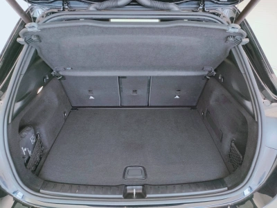 11 - Mercedes-Benz GLA Cascioli Group