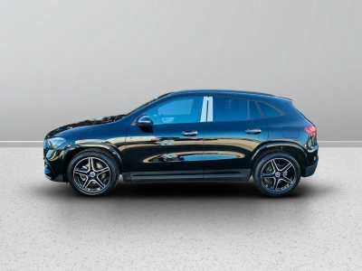 3 - Mercedes-Benz GLA Cascioli Group