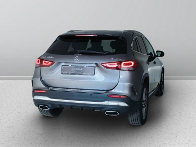 6 - Mercedes-Benz GLA Cascioli Group