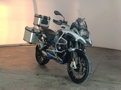 2 - BMW Motorrad GS Cascioli Group