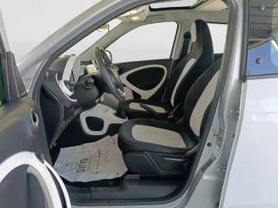 8 - smart forfour Cascioli Group