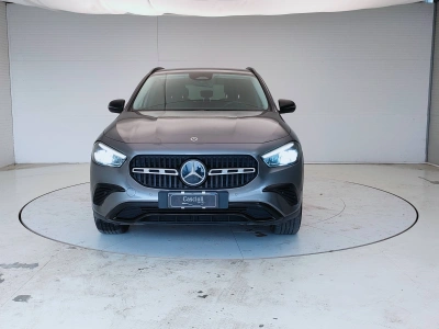 2 - Mercedes-Benz GLA Cascioli Group