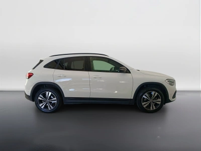 3 - Mercedes-Benz GLA Cascioli Group
