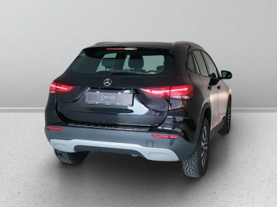 6 - Mercedes-Benz GLA Cascioli Group