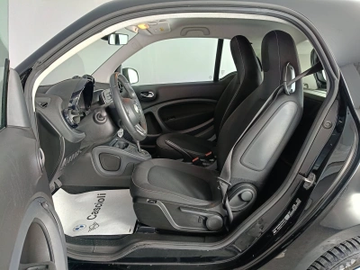 8 - smart fortwo Cascioli Group
