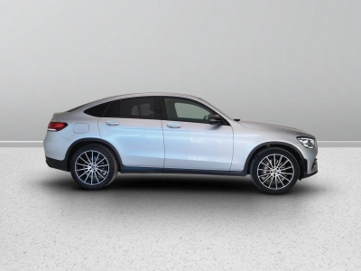 7 - Mercedes-Benz GLC Cascioli Group