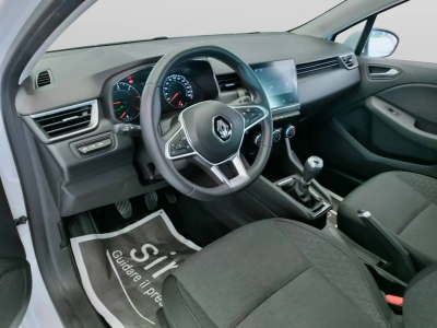 10 - Renault Clio Cascioli Group