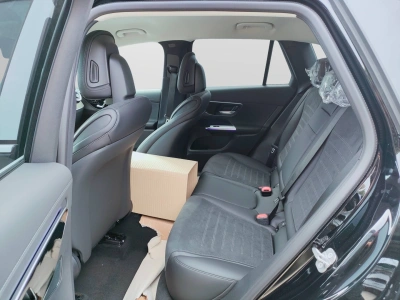 10 - Mercedes-Benz GLC Cascioli Group