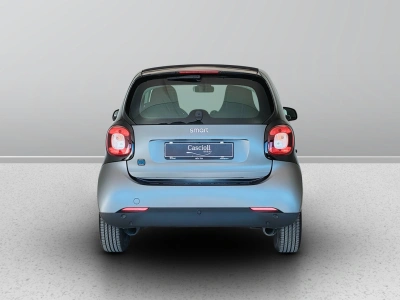 4 - smart fortwo Cascioli Group