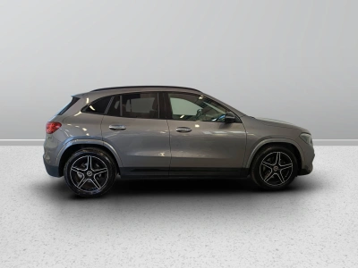 3 - Mercedes-Benz GLA Cascioli Group