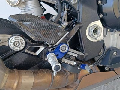 4 - BMW Motorrad RR Cascioli Group