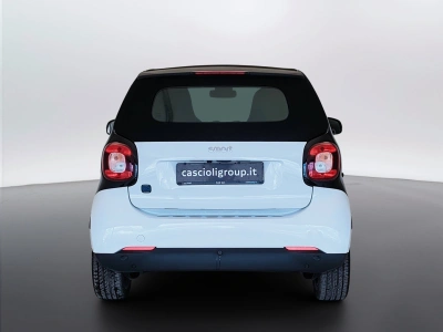 4 - smart fortwo Cascioli Group
