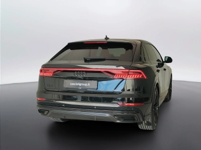5 - Audi Q8 Cascioli Group