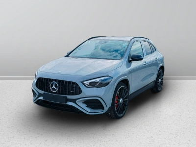 1 - Mercedes AMG GLA Cascioli Group