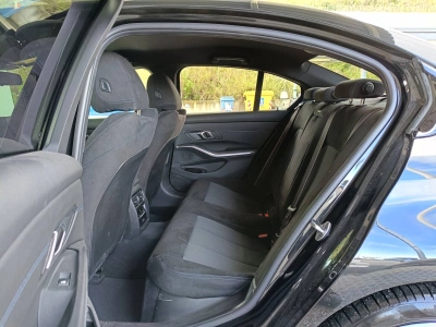 9 - BMW Serie 3 Cascioli Group