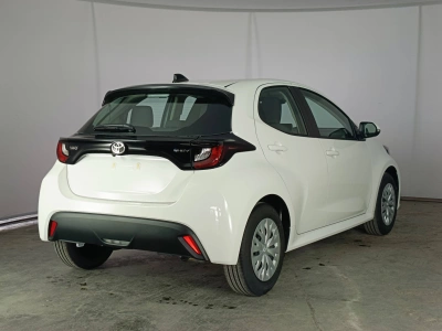 4 - Toyota Yaris Cascioli Group