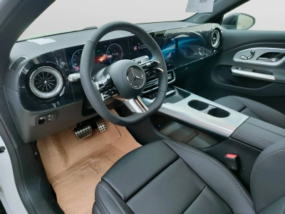 10 - Mercedes-Benz CLA Cascioli Group