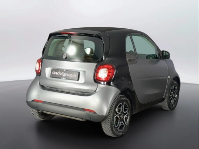 4 - smart fortwo Cascioli Group