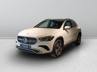 1 - Mercedes-Benz GLA Cascioli Group