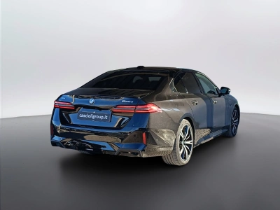 4 - BMW Serie 5 Cascioli Group