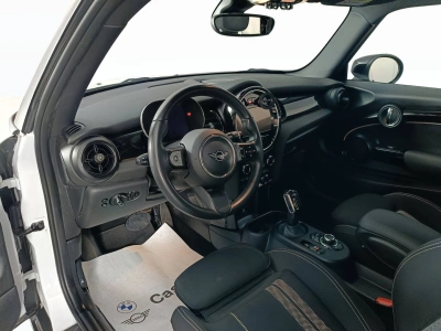 7 - MINI Cooper Cascioli Group