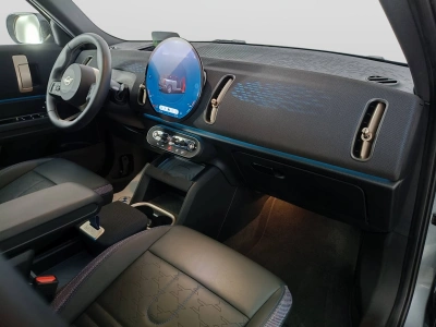 10 - MINI Countryman Cascioli Group