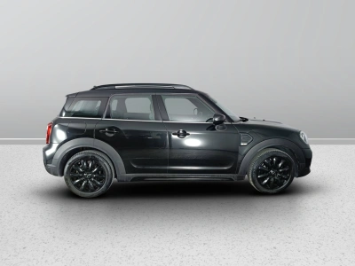 3 - MINI Countryman Cascioli Group