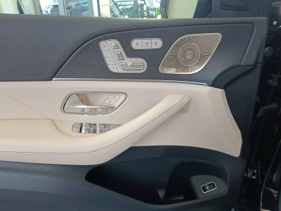 10 - Mercedes-Benz GLE Cascioli Group