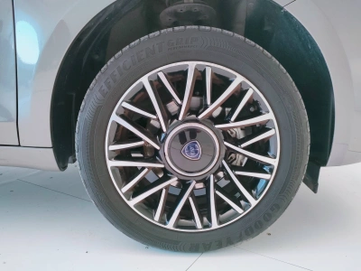 8 - Lancia Ypsilon Cascioli Group