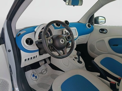 7 - smart fortwo Cascioli Group