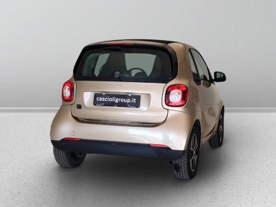 6 - smart fortwo Cascioli Group