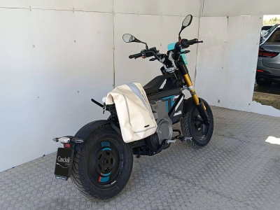 3 - BMW Motorrad C SCOOTER Cascioli Group