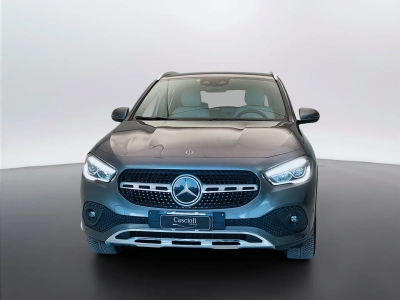 2 - Mercedes-Benz GLA Cascioli Group