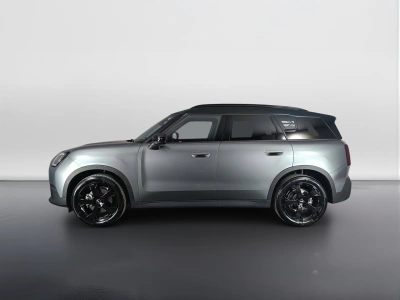 6 - MINI Countryman Cascioli Group