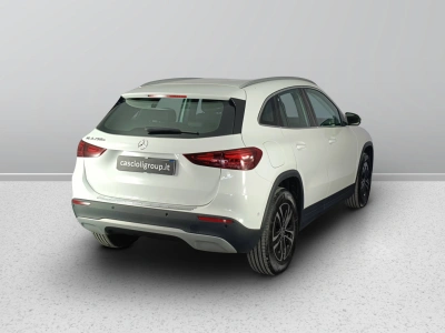 3 - Mercedes-Benz GLA Cascioli Group