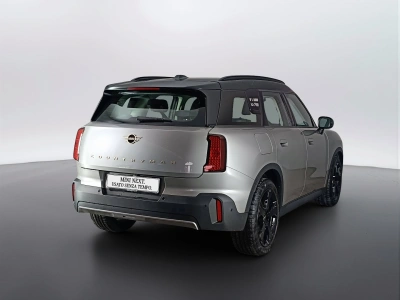 4 - MINI Countryman Cascioli Group