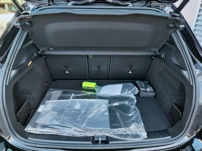 5 - Mercedes-Benz GLA Cascioli Group