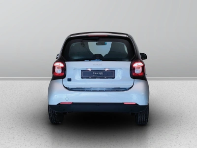 4 - smart fortwo Cascioli Group