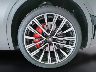 9 - Maserati GRECALE Cascioli Group
