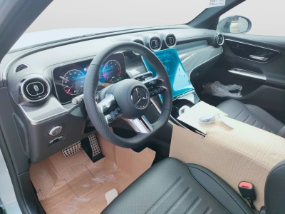 8 - Mercedes-Benz GLC Cascioli Group