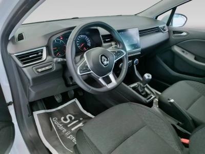10 - Renault Clio Cascioli Group
