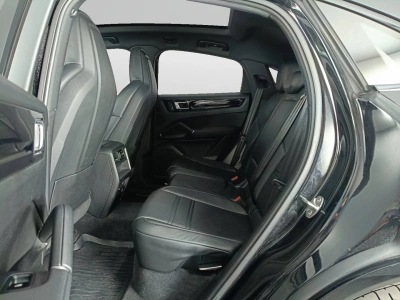 9 - Porsche Cayenne Cascioli Group