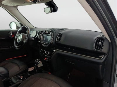 10 - MINI Countryman Cascioli Group