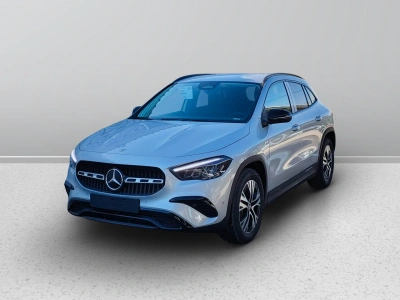 1 - Mercedes-Benz GLA Cascioli Group