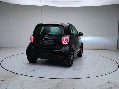 6 - smart fortwo Cascioli Group