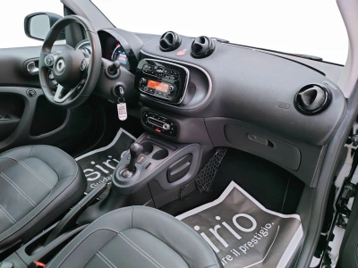 10 - smart fortwo Cascioli Group