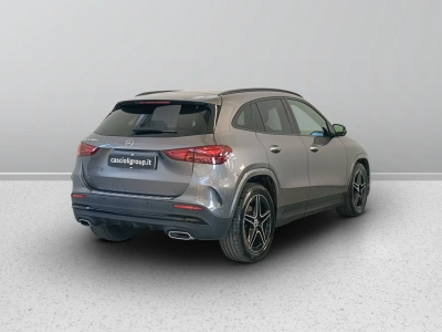 4 - Mercedes-Benz GLA Cascioli Group
